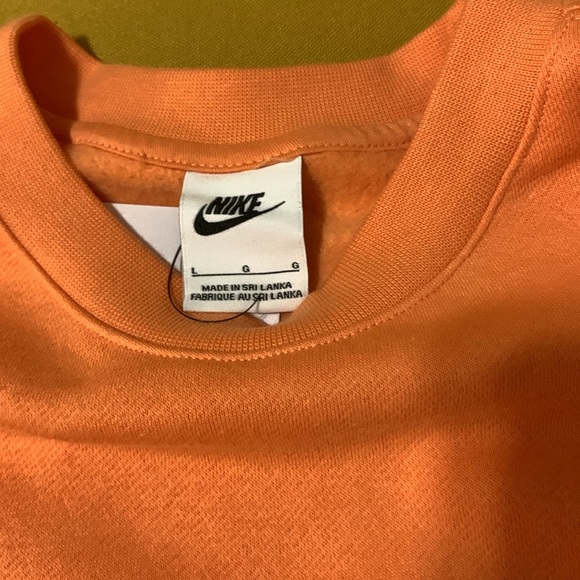 Nike Sweater - Picture 2 of 2